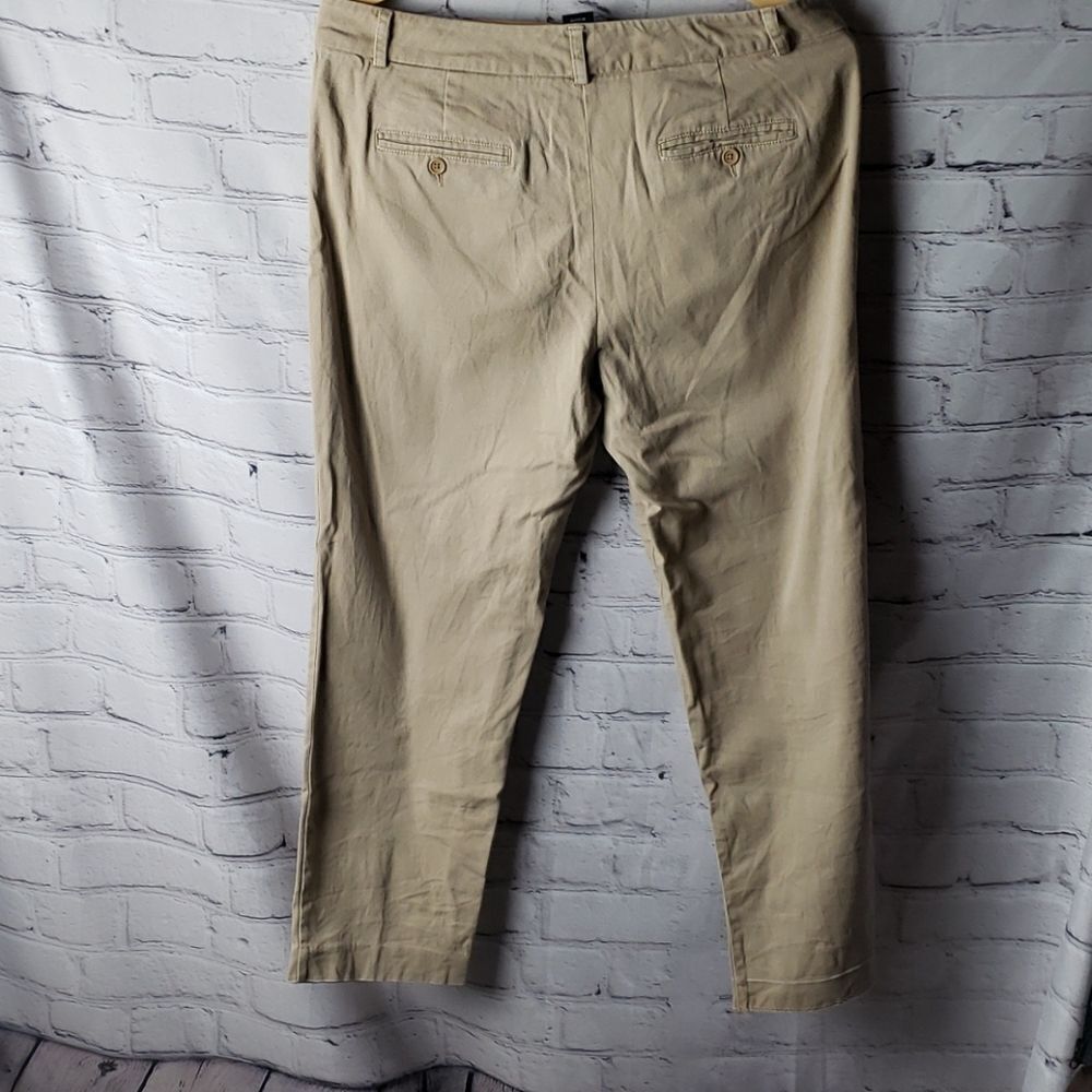 Larry Levi Pants  - Picture 3 of 3